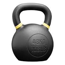 Logotipo de HYROX PROGRAM con kettlebell metálica en degradado amarillo y negro